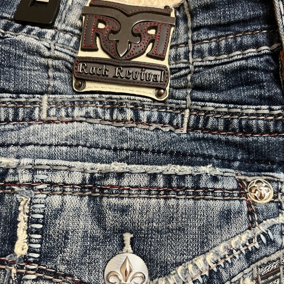 *SOLD*Rock Revival men’s jeans - Picture 3 of 5